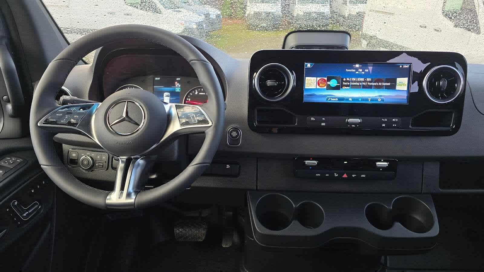 2026 Mercedes-Benz Sprinter 2500 Standard Roof I4 Diesel HO 144 AWD