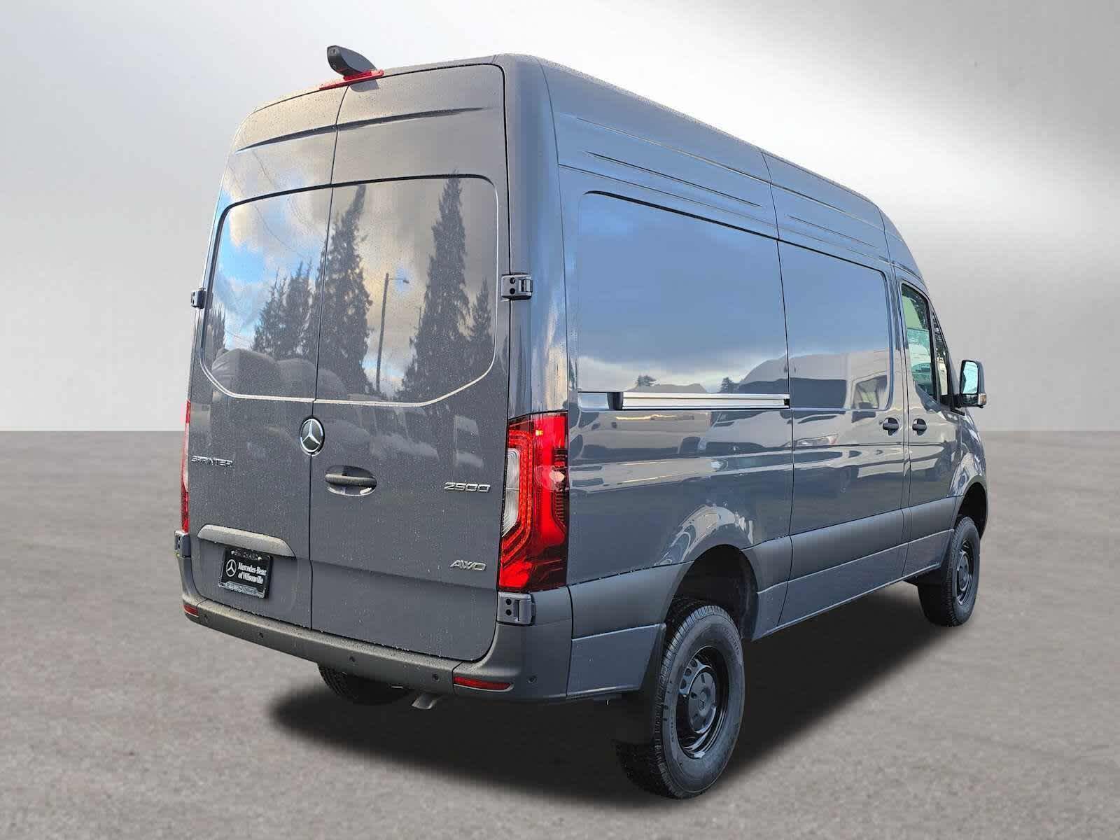 2026 Mercedes-Benz Sprinter 2500 Standard Roof I4 Diesel HO 144 AWD