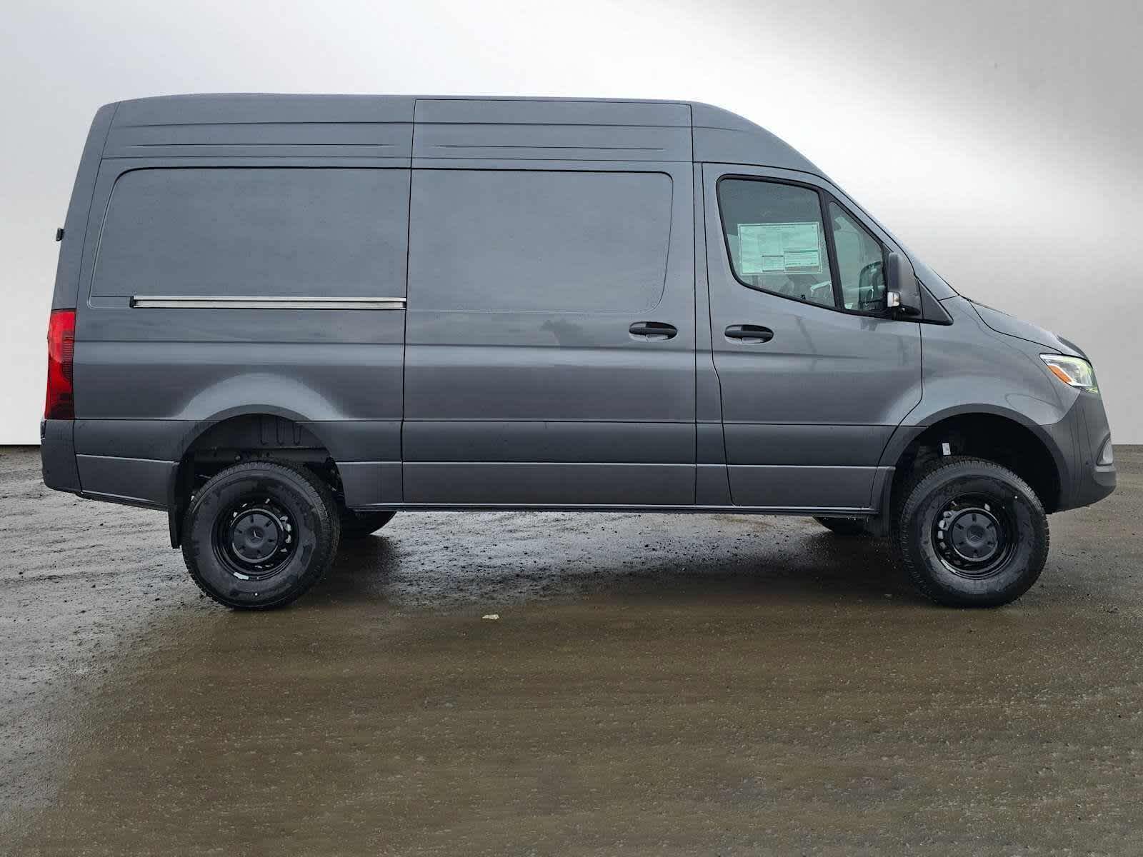 2026 Mercedes-Benz Sprinter 2500 Standard Roof I4 Diesel HO 144" AWD