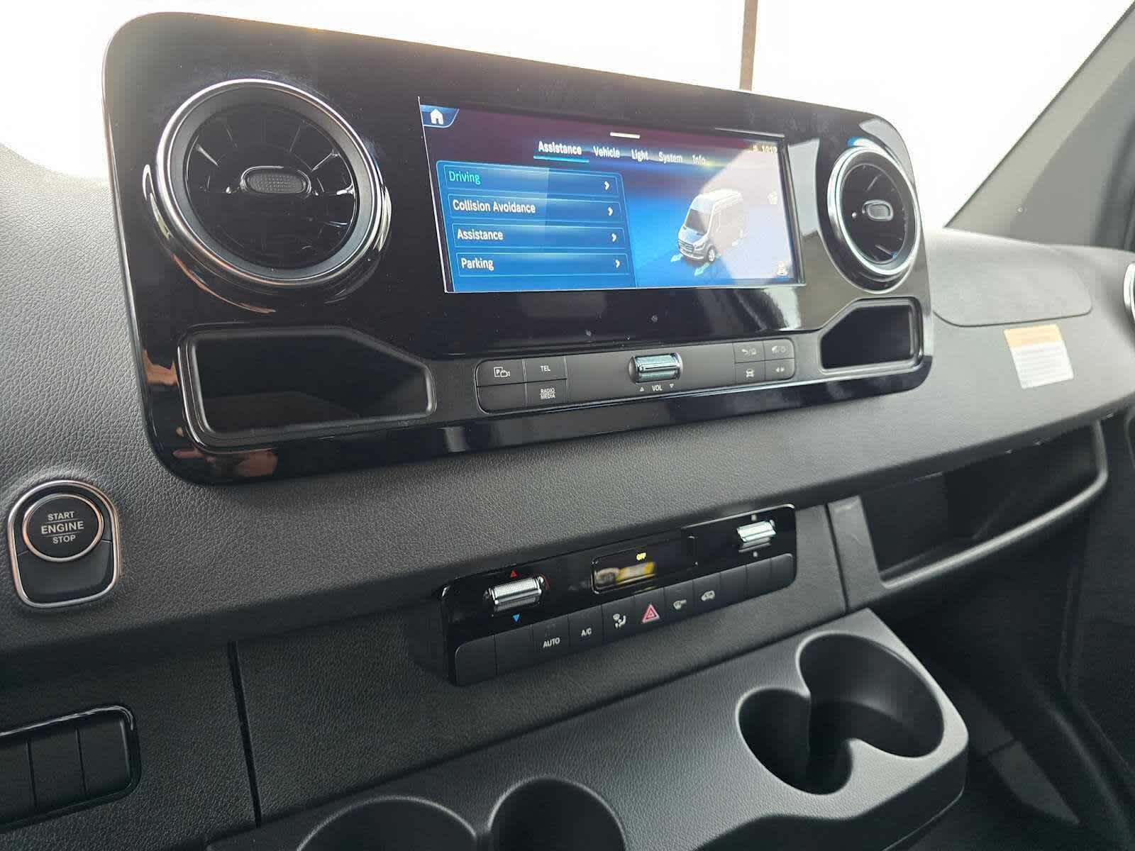 2026 Mercedes-Benz Sprinter 2500 Standard Roof I4 Diesel HO 144" AWD