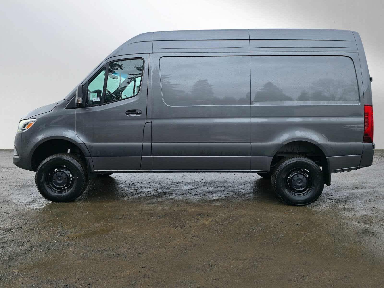 2026 Mercedes-Benz Sprinter 2500 Standard Roof I4 Diesel HO 144" AWD