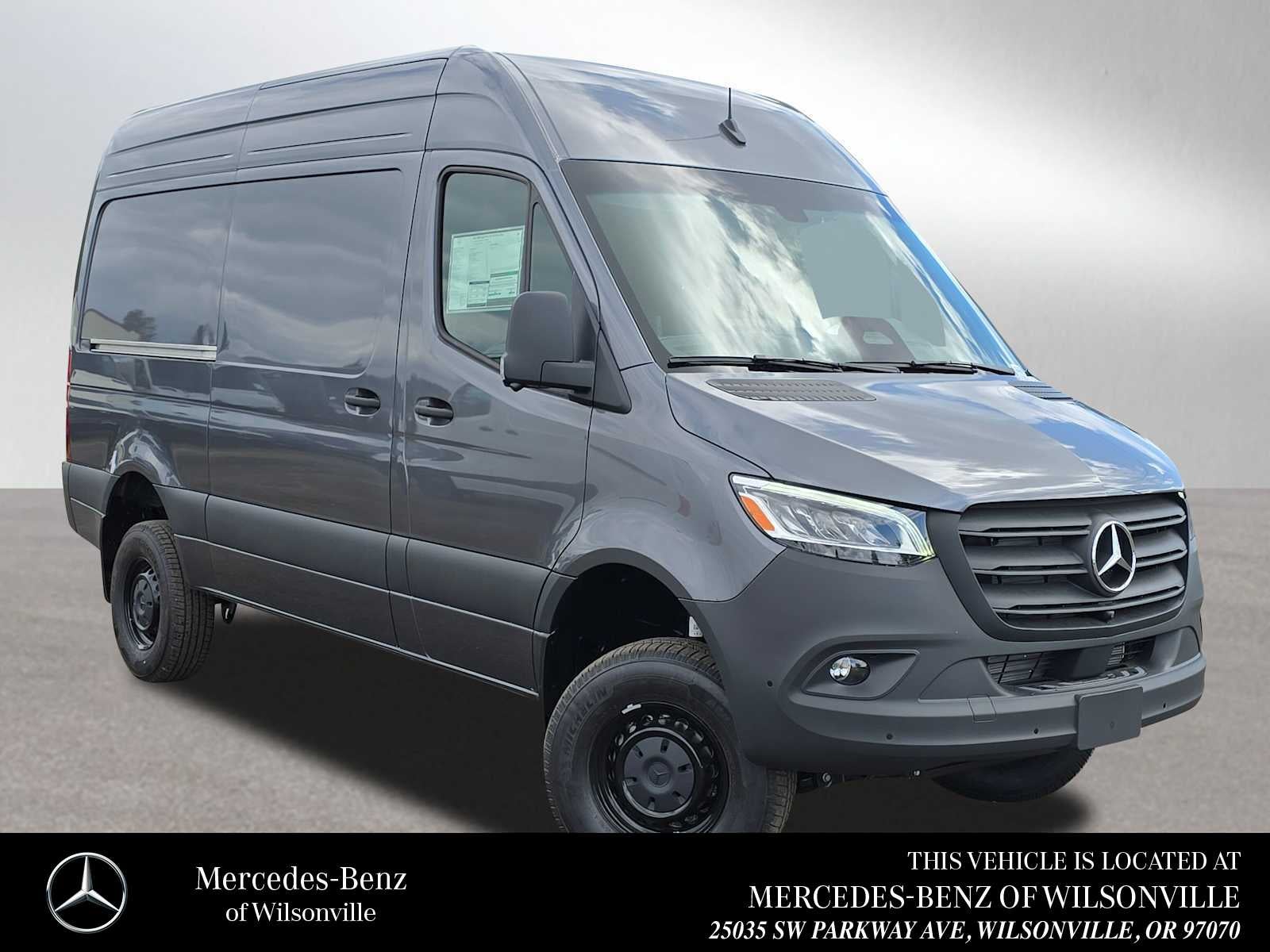 2026 Mercedes-Benz Sprinter 2500 Standard Roof I4 Diesel HO 144 AWD