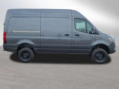 2026 Mercedes-Benz Sprinter 2500 Standard Roof I4 Diesel HO 144 AWD