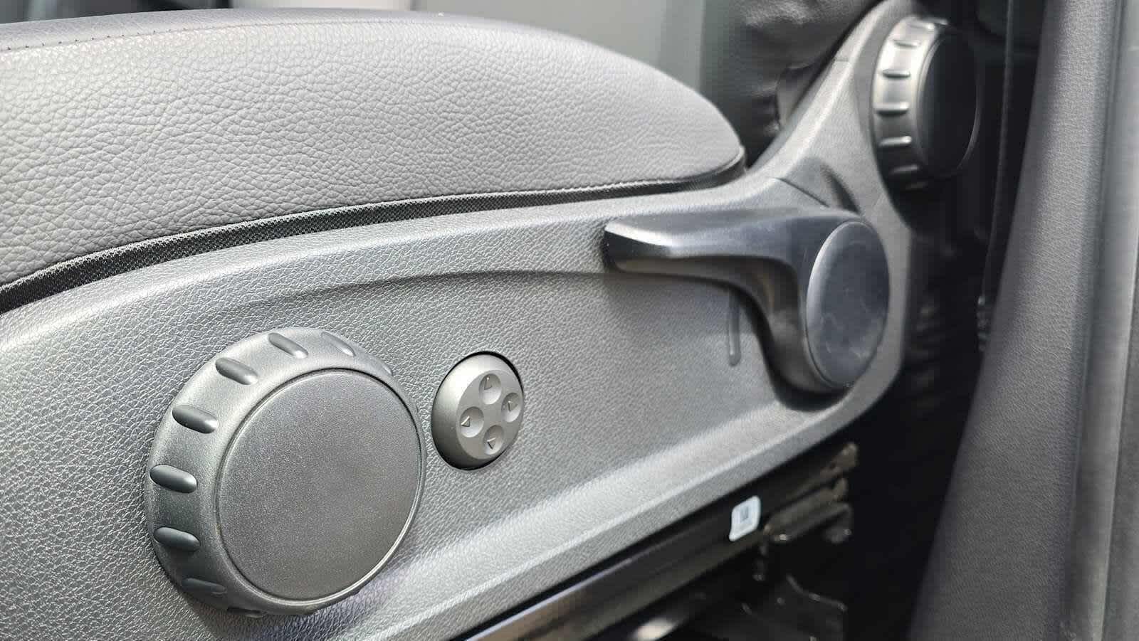 2026 Mercedes-Benz Sprinter 2500 Standard Roof I4 Diesel HO 144 AWD