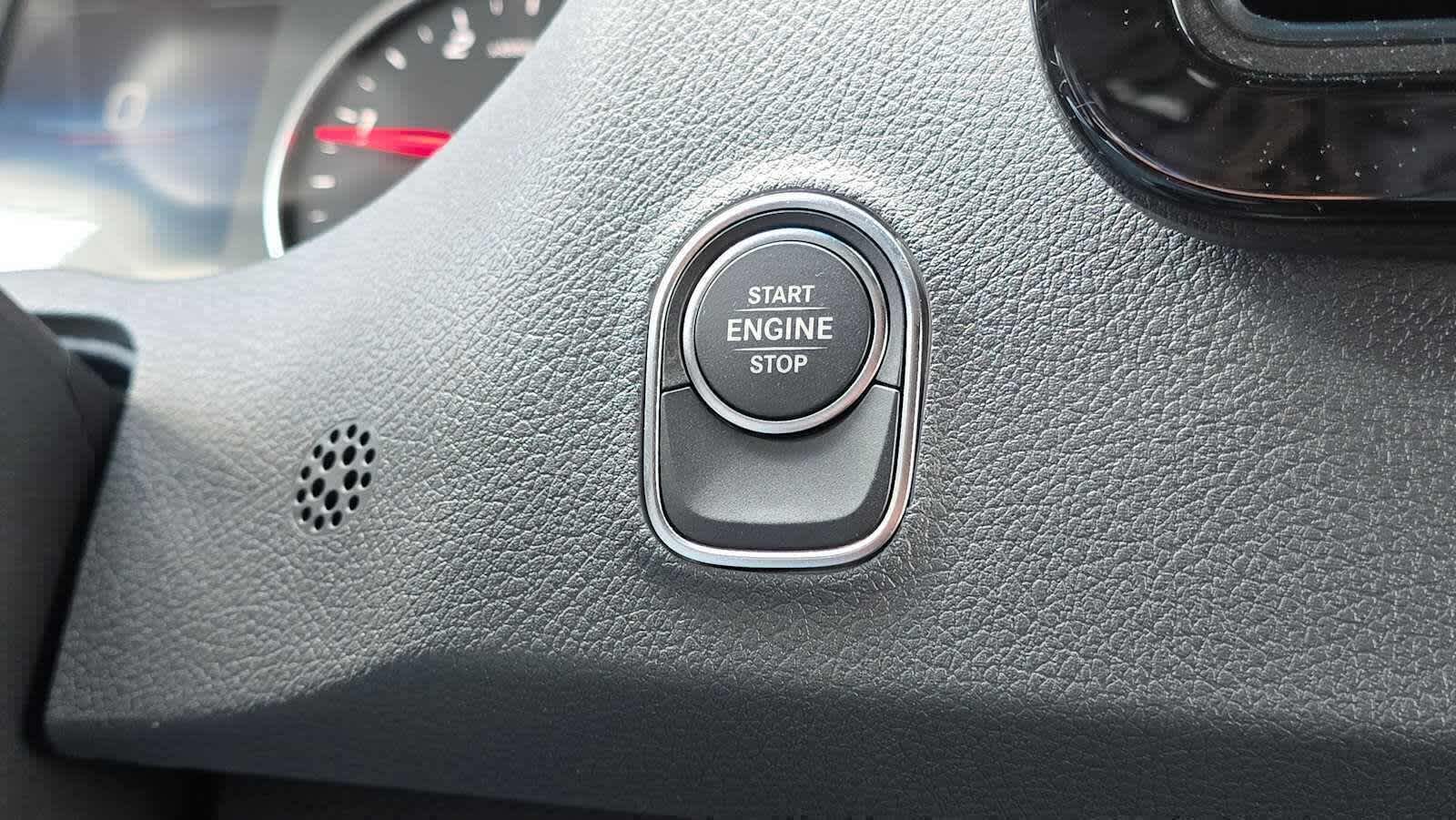 2026 Mercedes-Benz Sprinter 2500 Standard Roof I4 Diesel HO 144 AWD