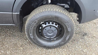 2026 Mercedes-Benz Sprinter 2500 Standard Roof I4 Diesel HO 144 AWD