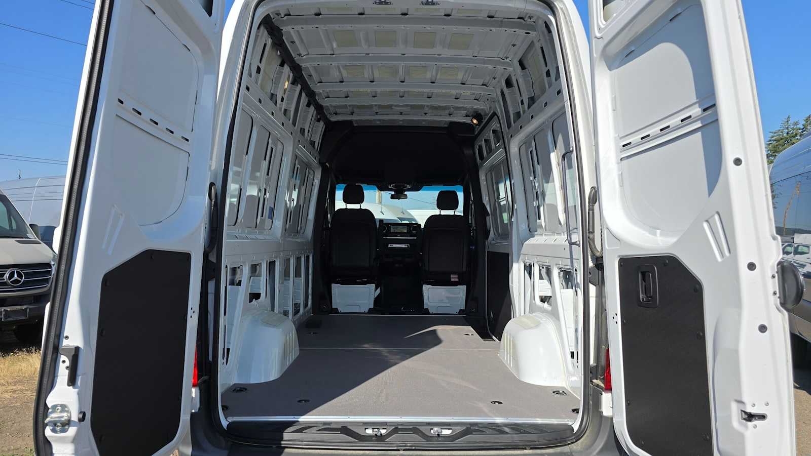 2025 Mercedes-Benz Sprinter Cargo Van 2500 Standard Roof I4 Diesel HO 144 AWD