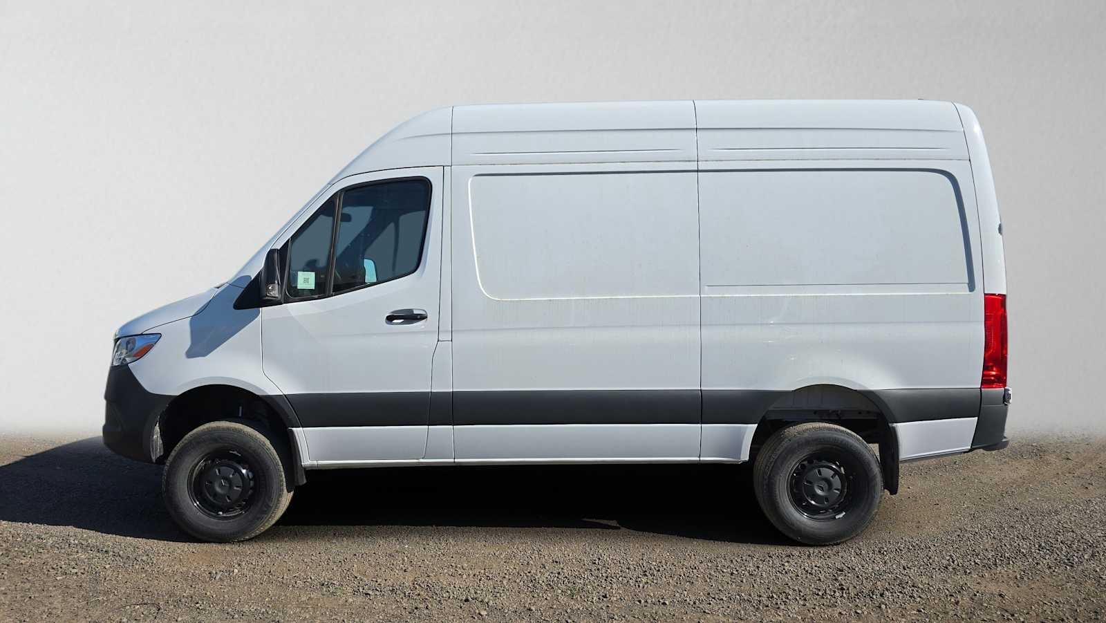 2025 Mercedes-Benz Sprinter Cargo Van 2500 Standard Roof I4 Diesel HO 144 AWD