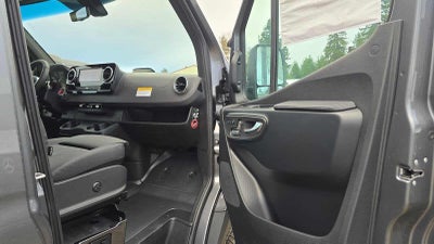 2026 Mercedes-Benz Sprinter 2500 Standard Roof I4 Diesel HO 144" AWD