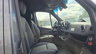 2026 Mercedes-Benz Sprinter 2500 Standard Roof I4 Diesel HO 144 AWD