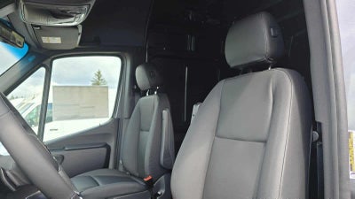 2026 Mercedes-Benz Sprinter 2500 Standard Roof I4 Diesel HO 144 AWD