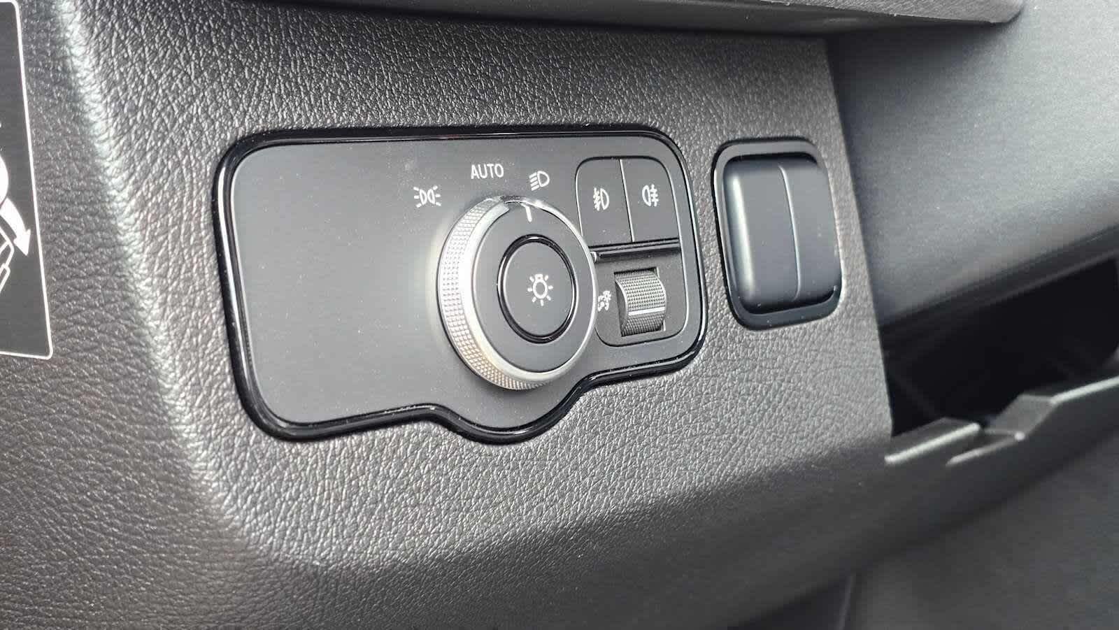 2026 Mercedes-Benz Sprinter 2500 Standard Roof I4 Diesel HO 144 AWD