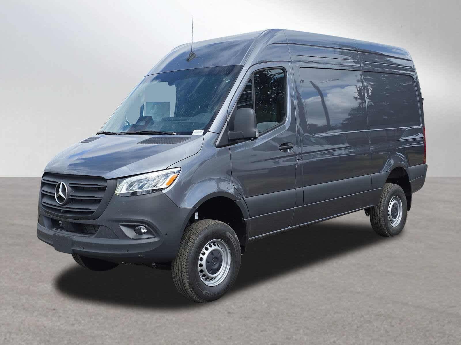 2026 Mercedes-Benz Sprinter 2500 Standard Roof I4 Diesel HO 144 AWD