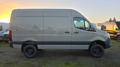 2026 Mercedes-Benz Sprinter 2500 Standard Roof I4 Diesel HO 144" AWD