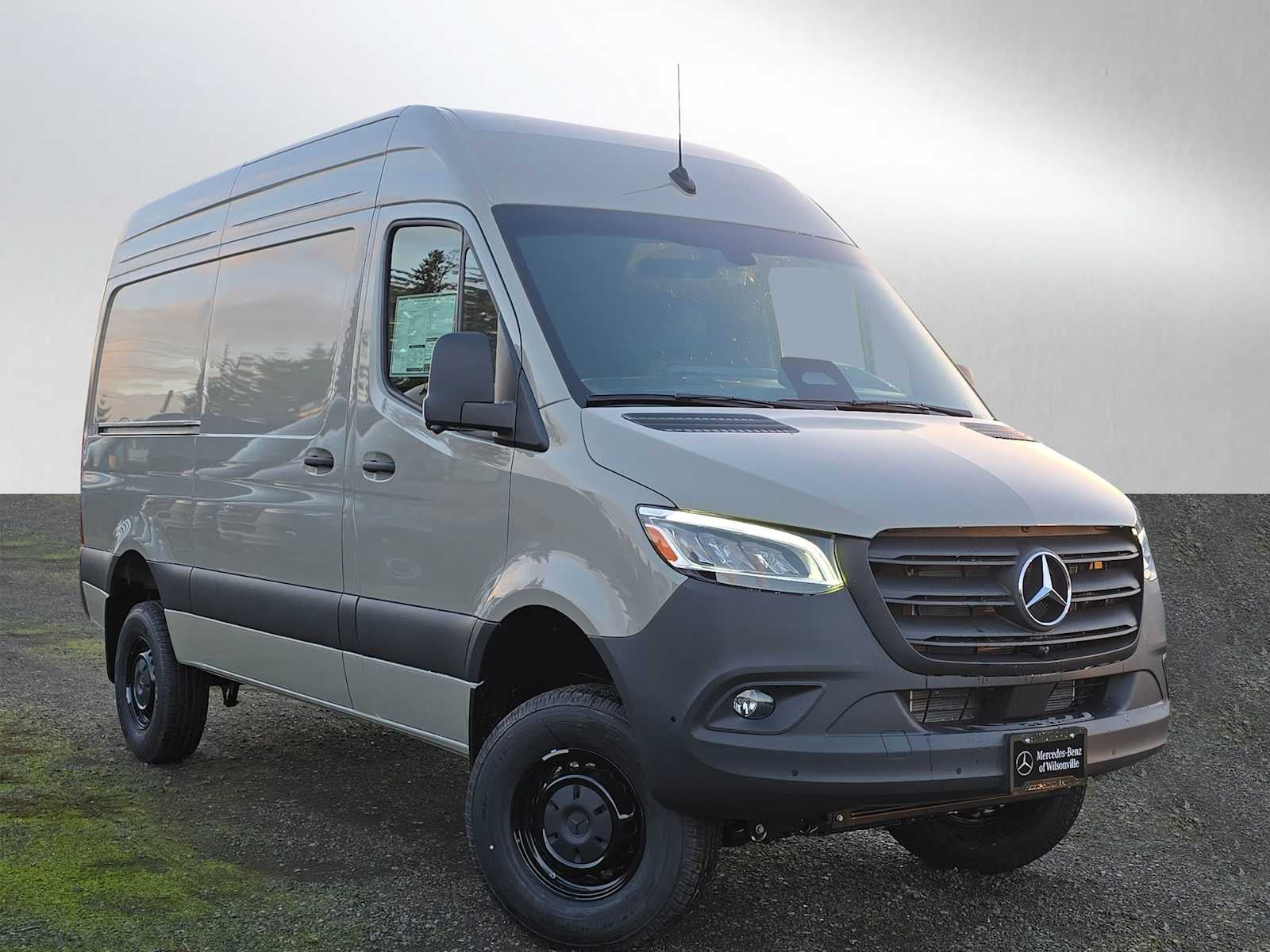 2026 Mercedes-Benz Sprinter 2500 Standard Roof I4 Diesel HO 144" AWD