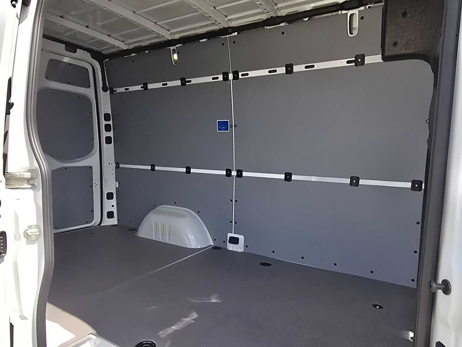 2026 Mercedes-Benz Sprinter 2500 Standard Roof I4 Diesel HO 144 AWD