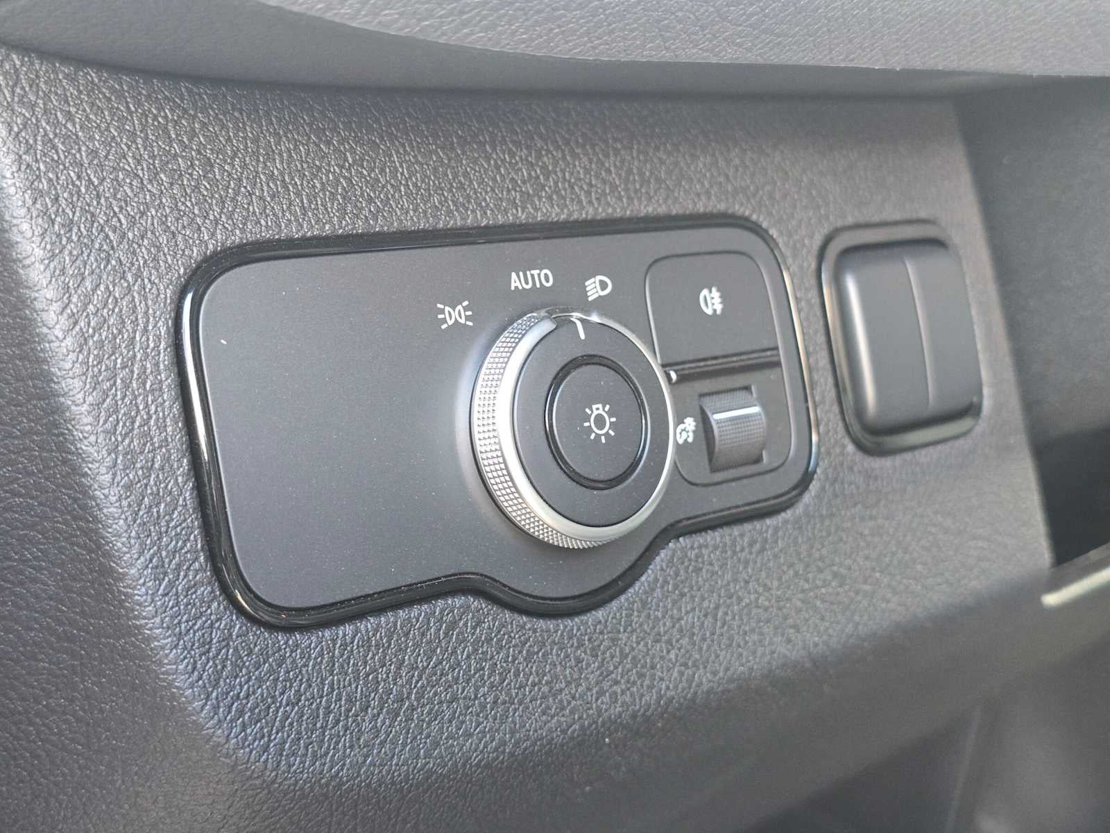 2026 Mercedes-Benz Sprinter 2500 Standard Roof I4 Diesel HO 144 AWD