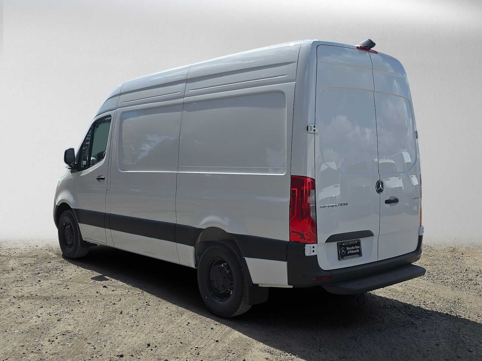 2026 Mercedes-Benz Sprinter 2500 Standard Roof I4 Diesel HO 144 AWD