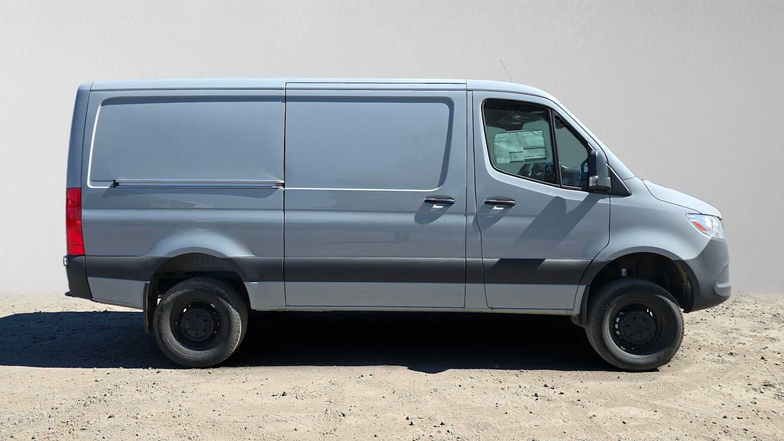 2025 Mercedes-Benz Sprinter Cargo Van 2500 Standard Roof I4 Diesel HO 144 AWD