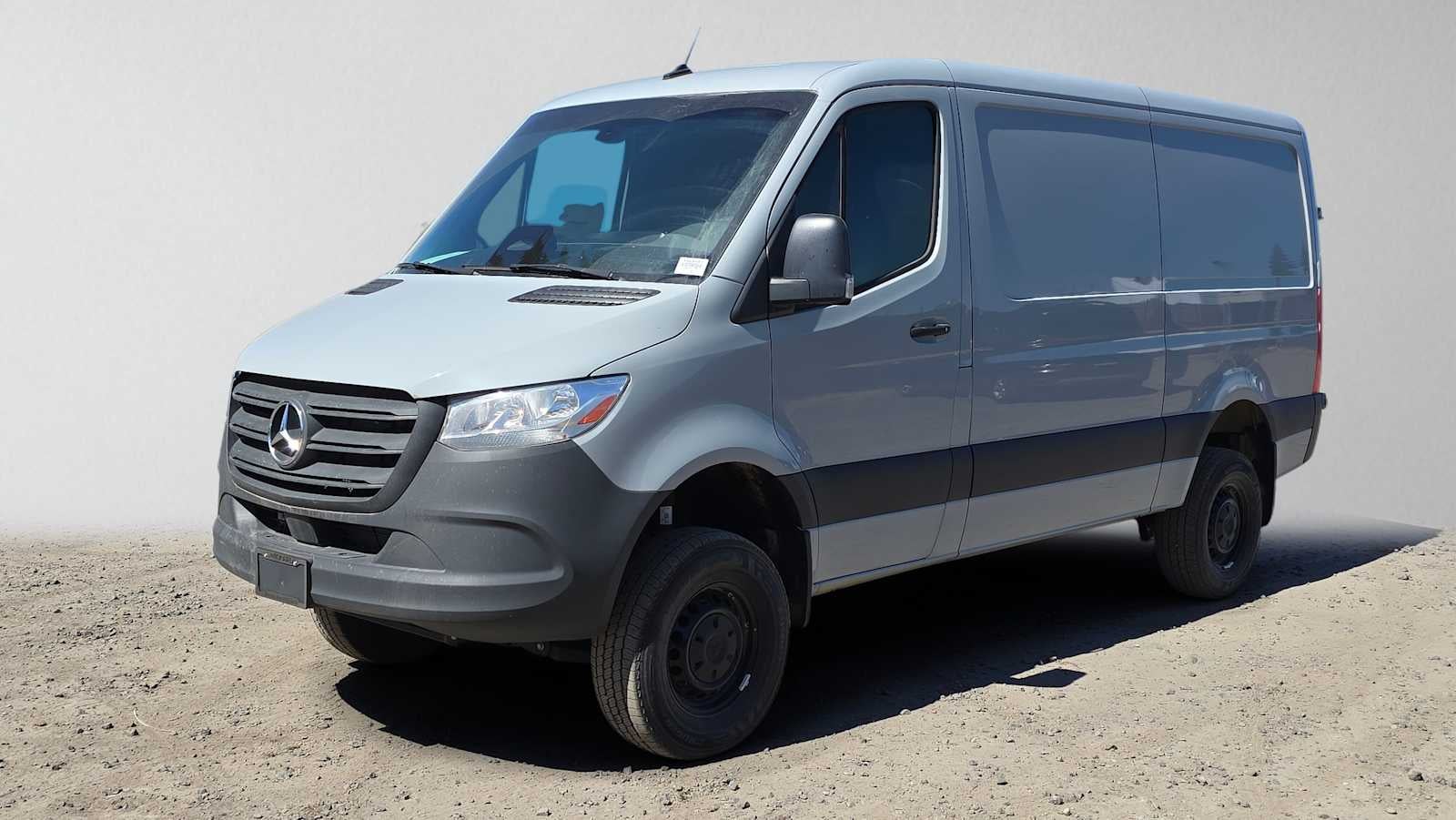 2025 Mercedes-Benz Sprinter Cargo Van 2500 Standard Roof I4 Diesel HO 144 AWD