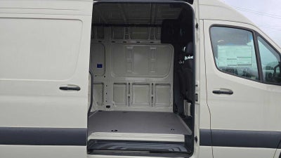2025 Mercedes-Benz Sprinter Cargo Van 2500 Standard Roof I4 Diesel HO 144" AWD
