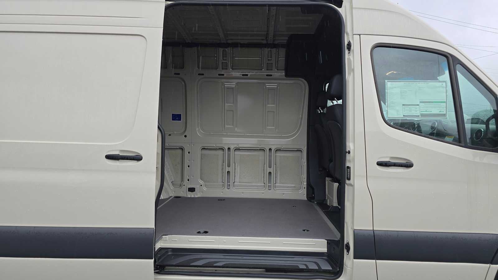 2025 Mercedes-Benz Sprinter Cargo Van 2500 Standard Roof I4 Diesel HO 144" AWD