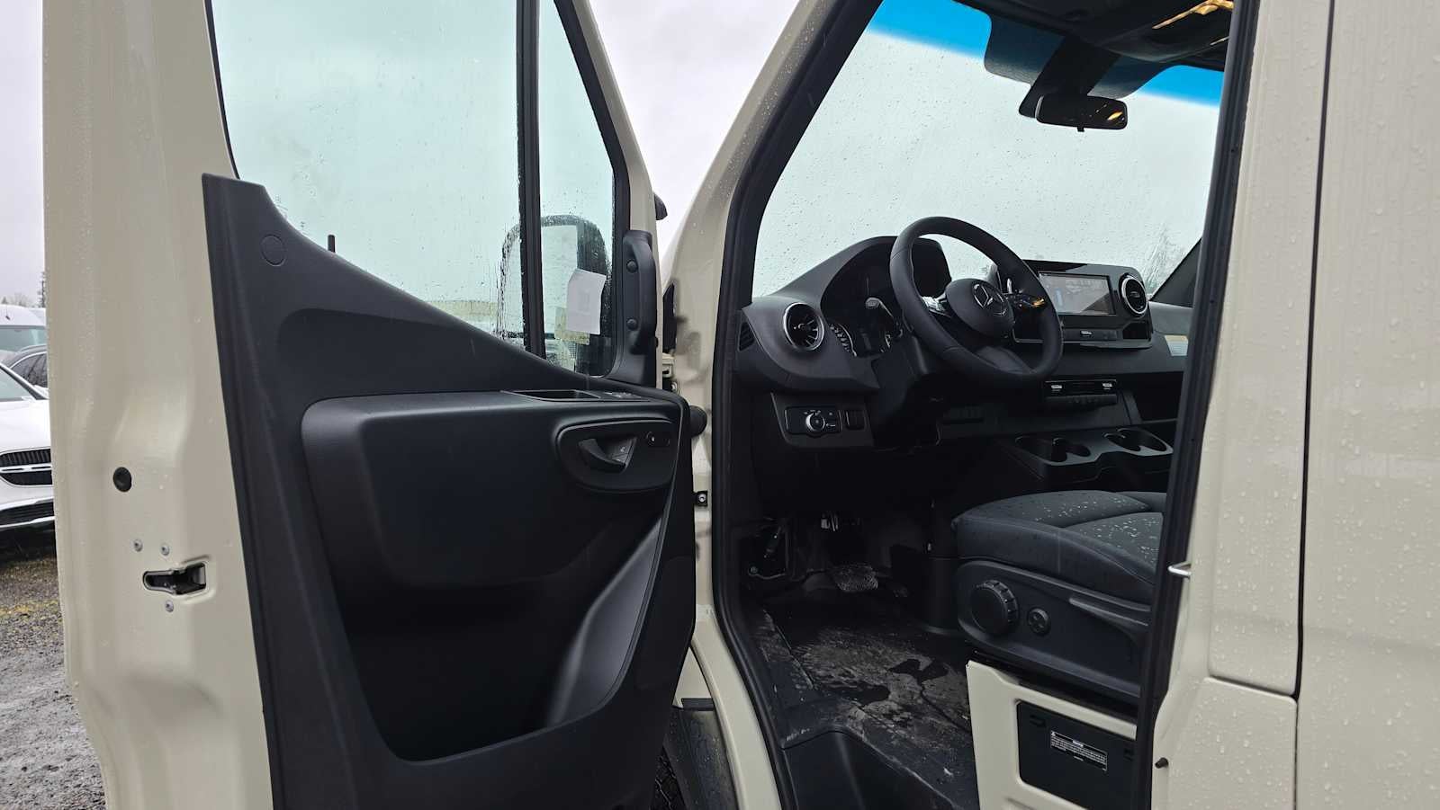 2025 Mercedes-Benz Sprinter Cargo Van 2500 Standard Roof I4 Diesel HO 144" AWD