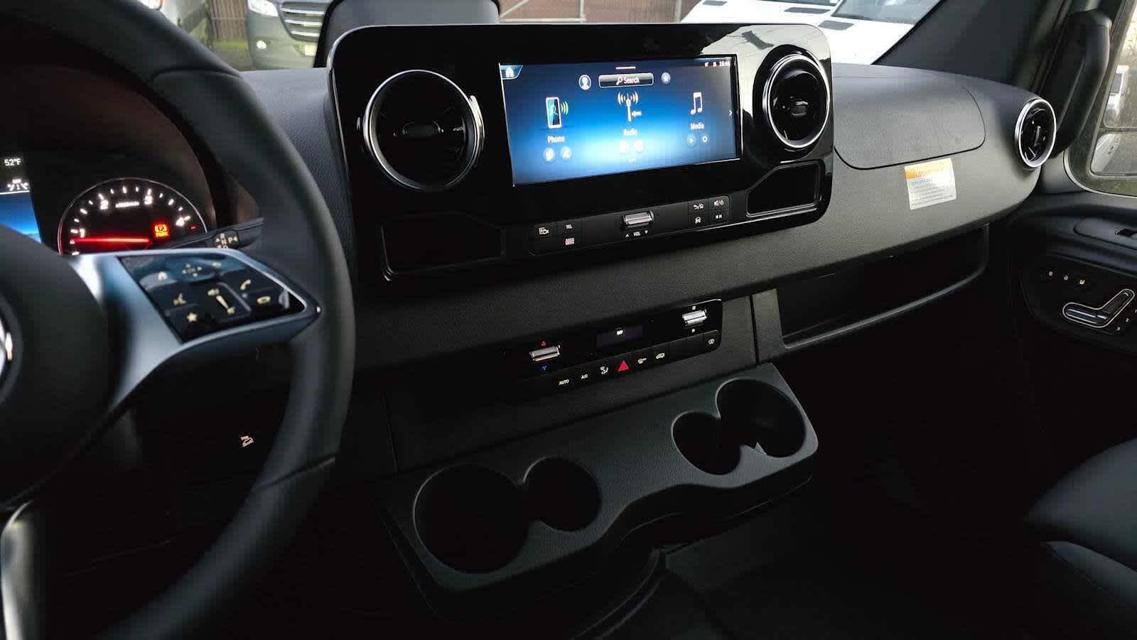 2026 Mercedes-Benz Sprinter 2500 Standard Roof I4 Diesel HO 144" AWD