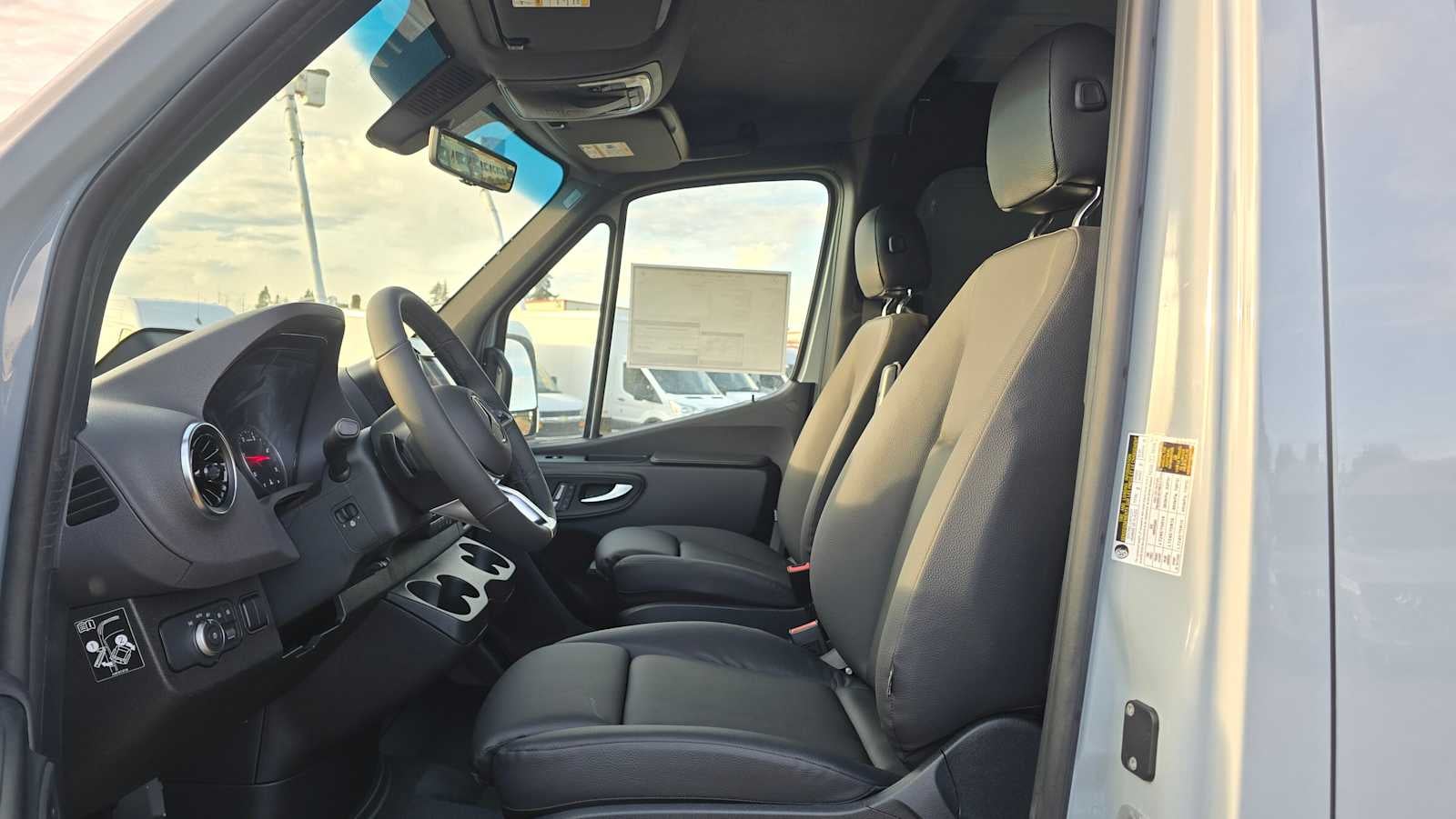 2026 Mercedes-Benz Sprinter 2500 Standard Roof I4 Diesel HO 144" AWD