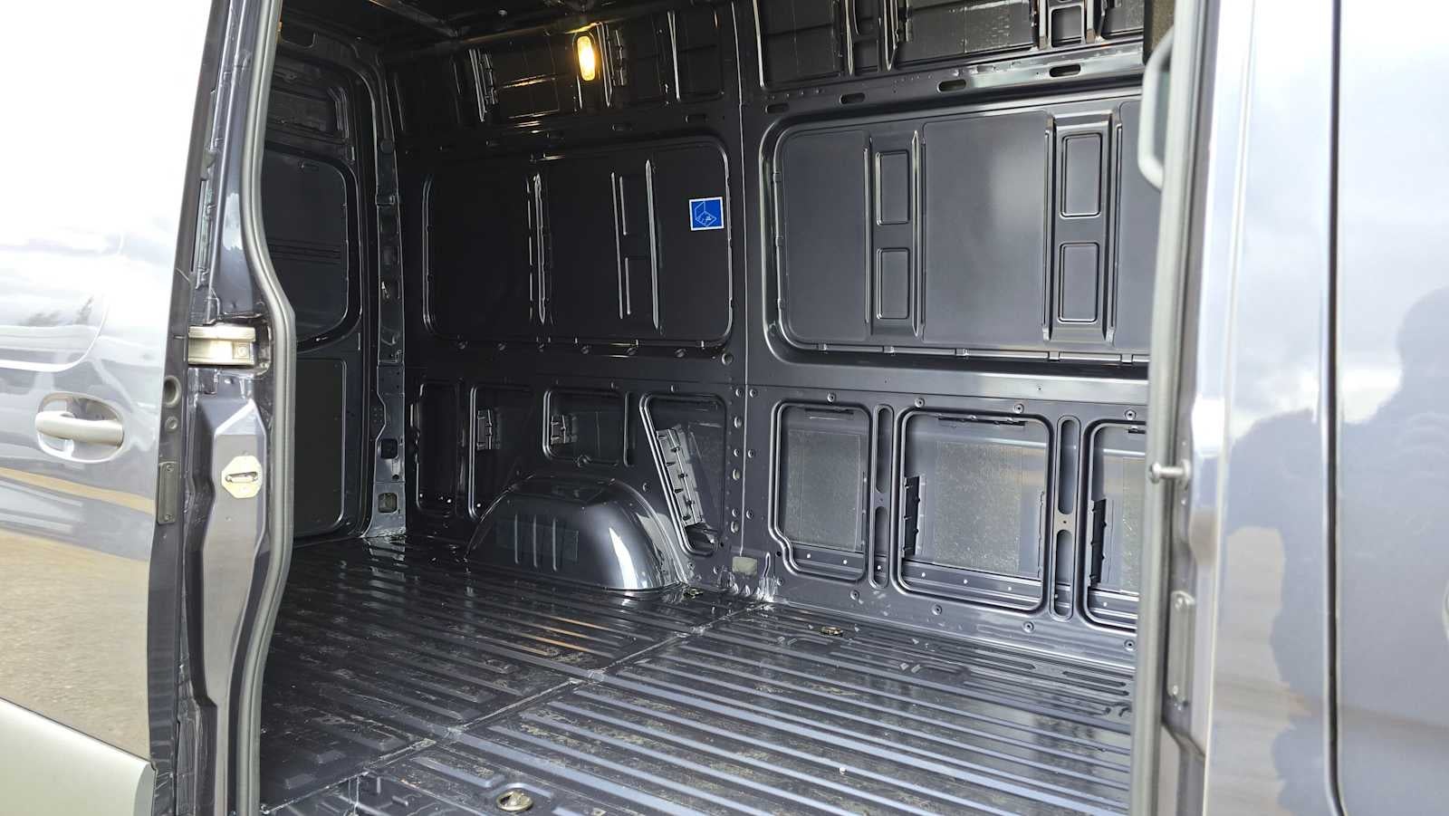 2026 Mercedes-Benz Sprinter 2500 Standard Roof I4 Diesel HO 144" AWD