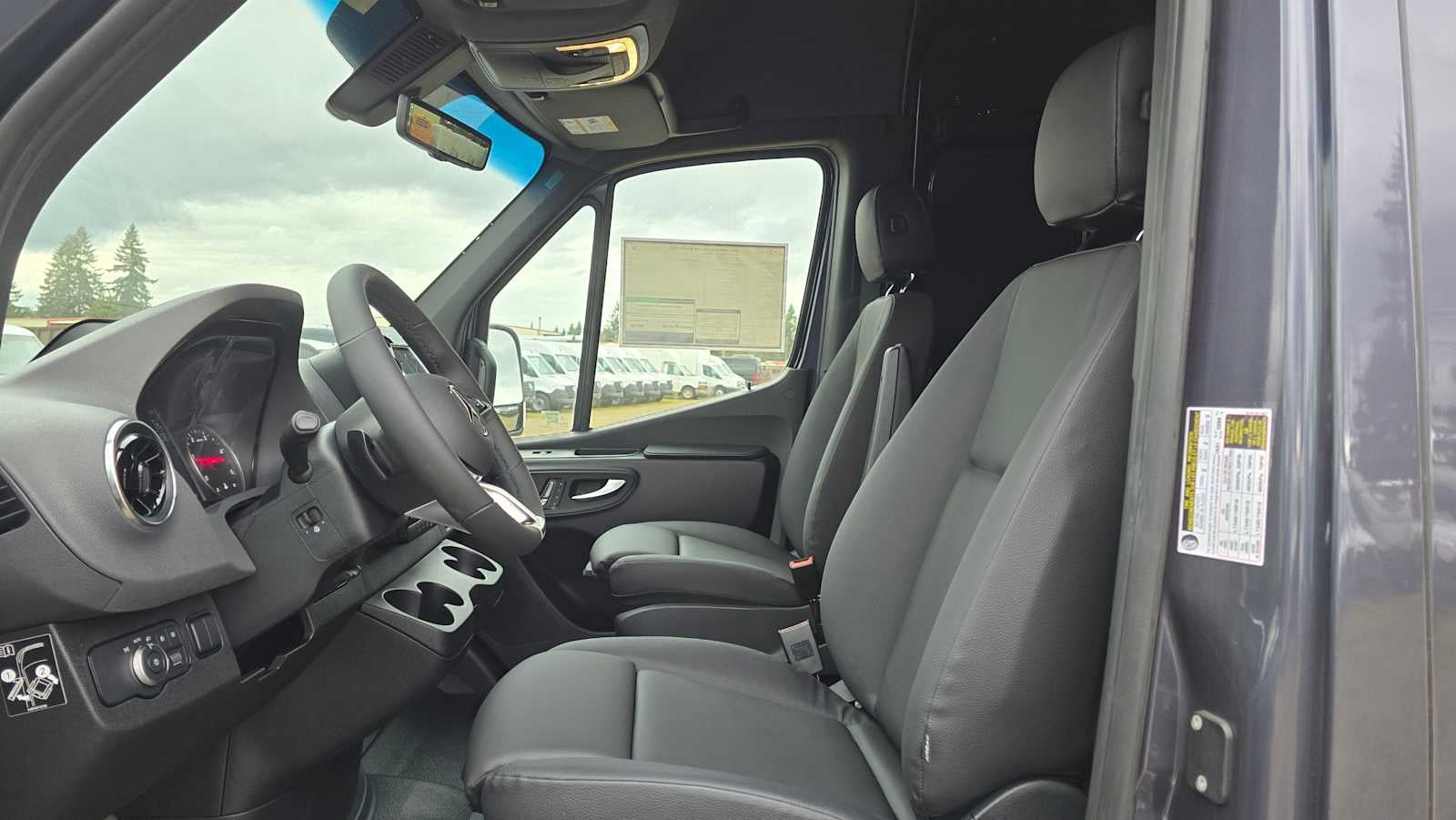 2026 Mercedes-Benz Sprinter 2500 Standard Roof I4 Diesel HO 144" AWD