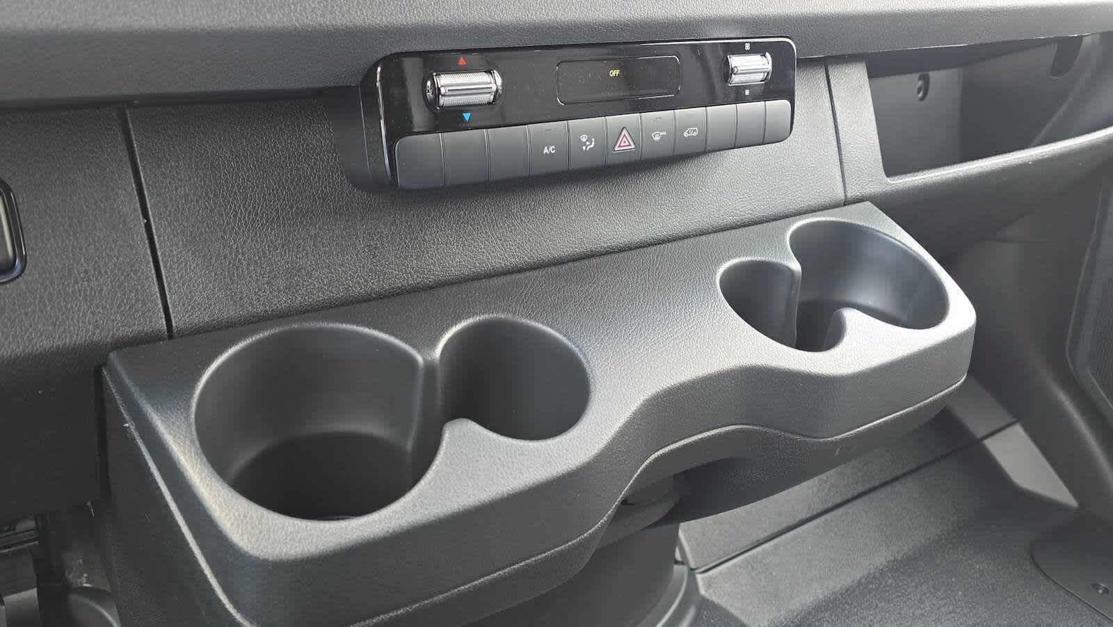 2026 Mercedes-Benz Sprinter 2500 Standard Roof I4 Diesel HO 144 AWD