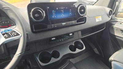 2026 Mercedes-Benz Sprinter 2500 Standard Roof I4 Diesel HO 144 AWD