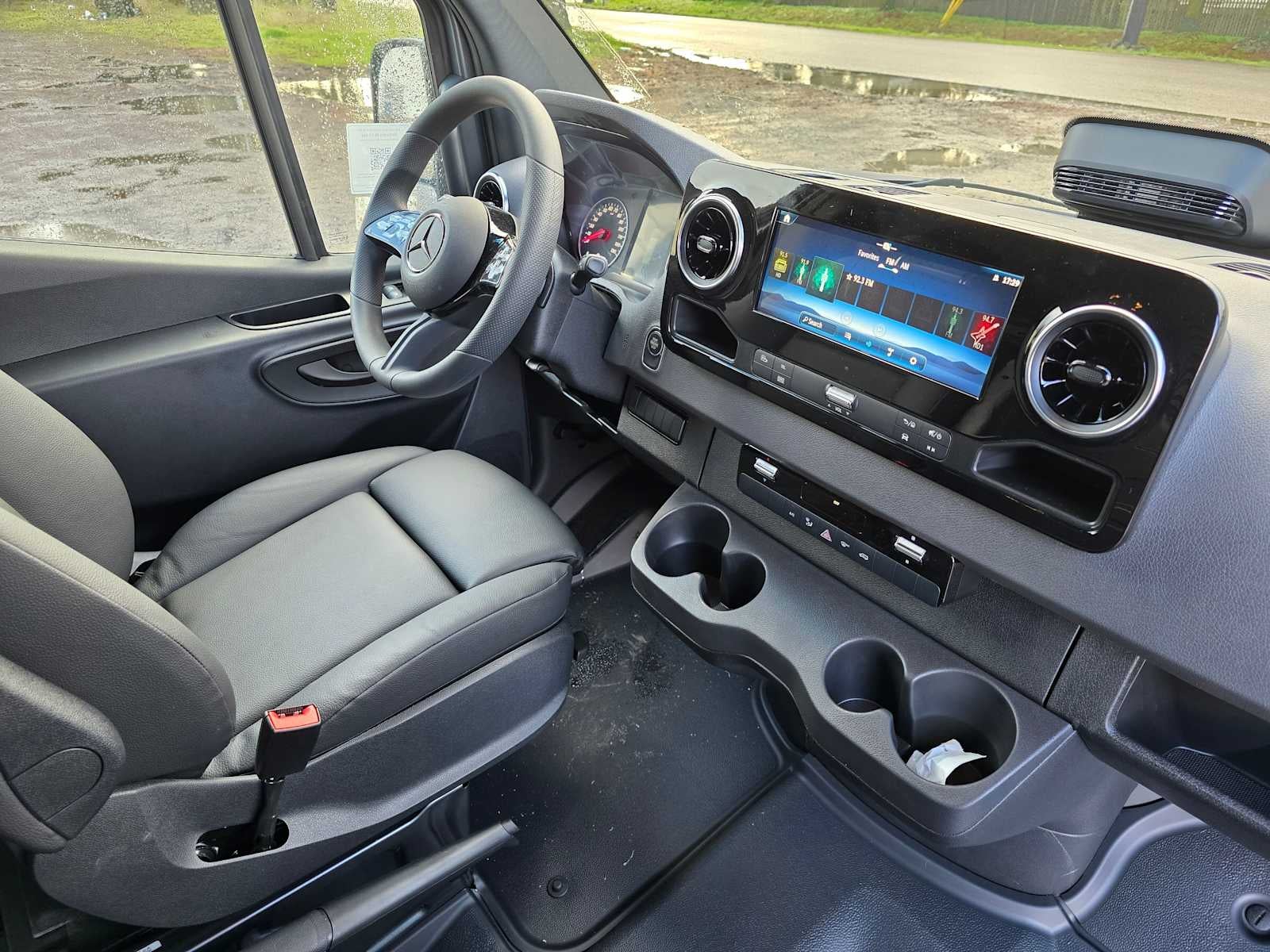 2025 Mercedes-Benz Sprinter Cargo Van 2500 Standard Roof I4 Diesel HO 144" AWD