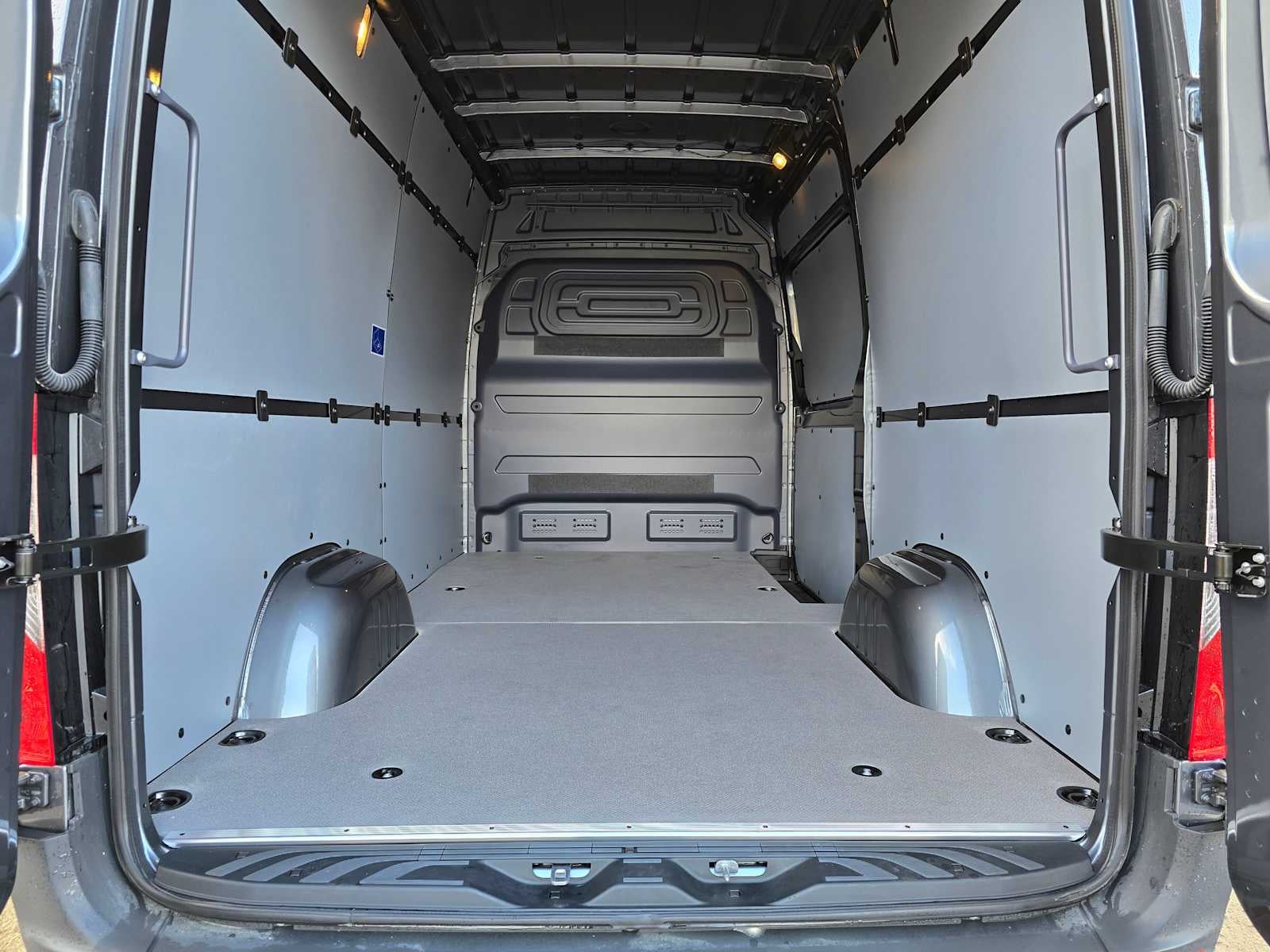 2025 Mercedes-Benz Sprinter Cargo Van 2500 Standard Roof I4 Diesel HO 144" AWD