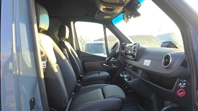 2026 Mercedes-Benz Sprinter 2500 Standard Roof I4 Diesel HO 144" AWD