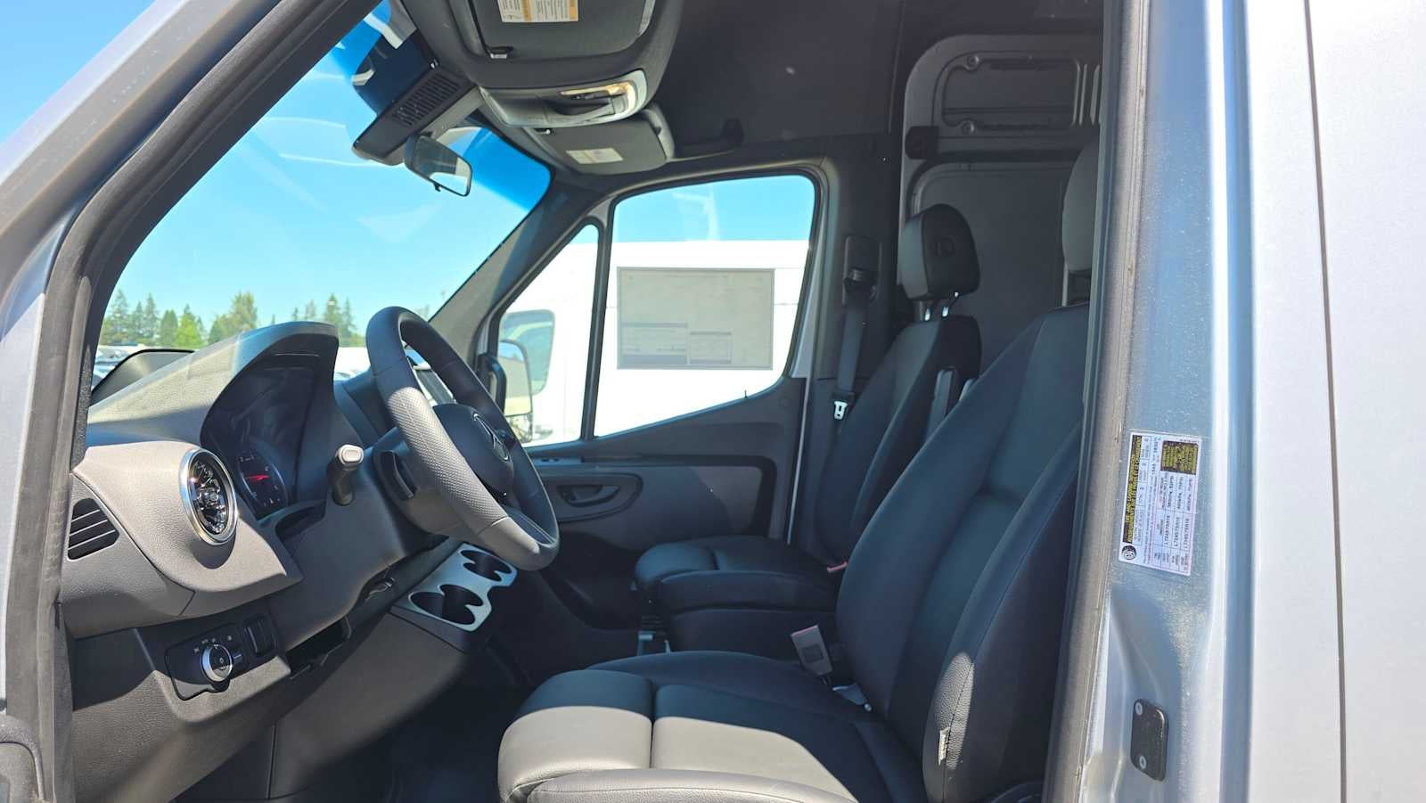 2025 Mercedes-Benz Sprinter Cargo Van 2500 Standard Roof I4 Diesel HO 144 AWD