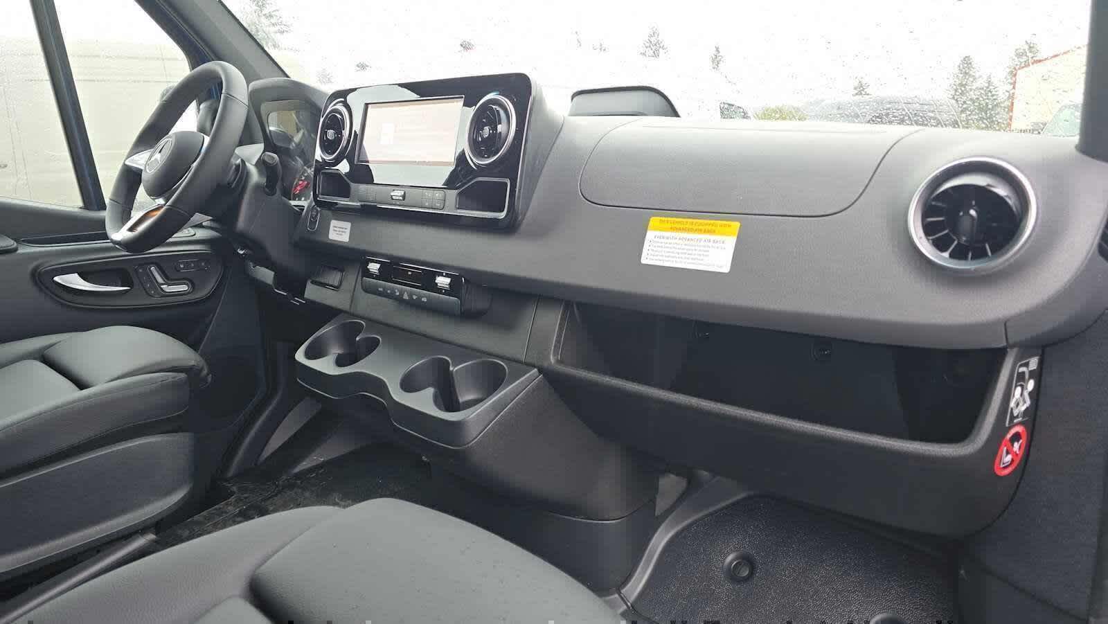 2026 Mercedes-Benz Sprinter 2500 Standard Roof I4 Diesel HO 144 AWD