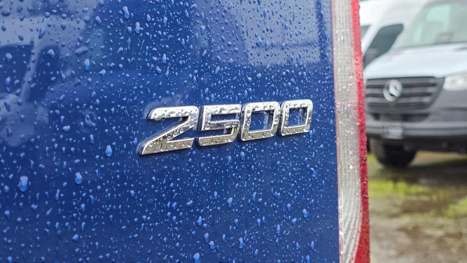 2026 Mercedes-Benz Sprinter 2500 Standard Roof I4 Diesel HO 144 AWD