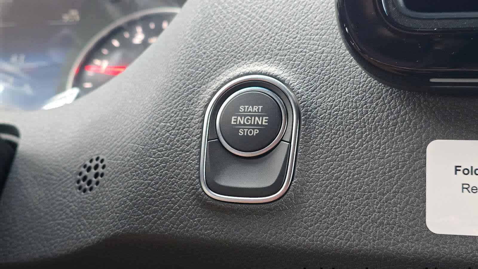 2026 Mercedes-Benz Sprinter 2500 Standard Roof I4 Diesel HO 144 AWD