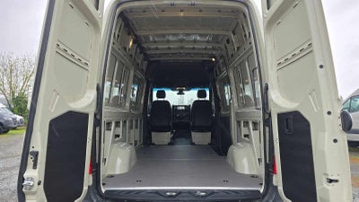 2026 Mercedes-Benz Sprinter 2500 Standard Roof I4 Diesel HO 144 AWD