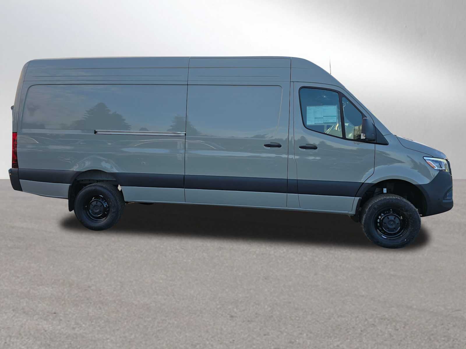 2026 Mercedes-Benz Sprinter 2500 Standard Roof I4 Diesel HO 144" AWD