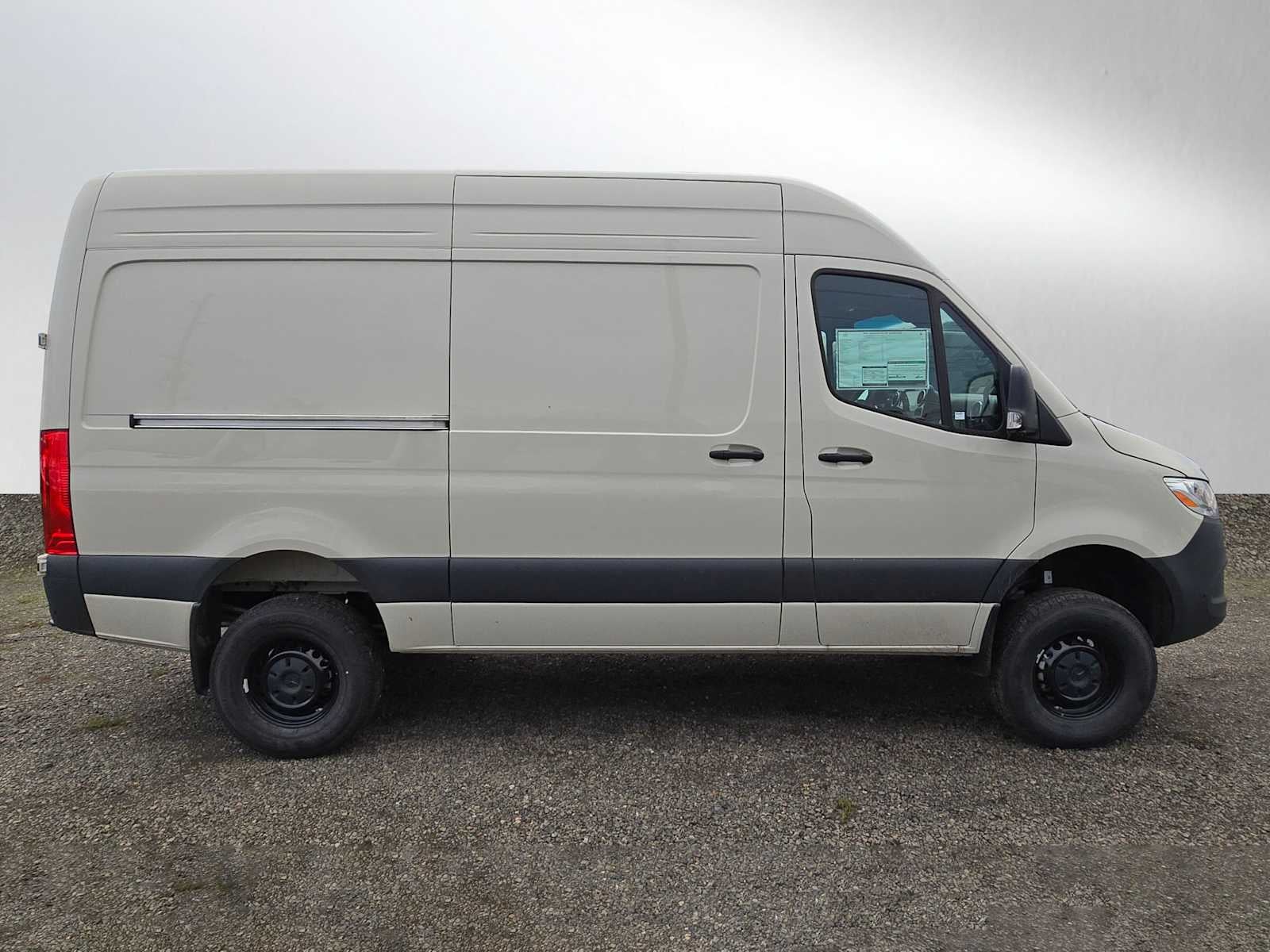 2026 Mercedes-Benz Sprinter 2500 Standard Roof I4 Diesel HO 144" AWD