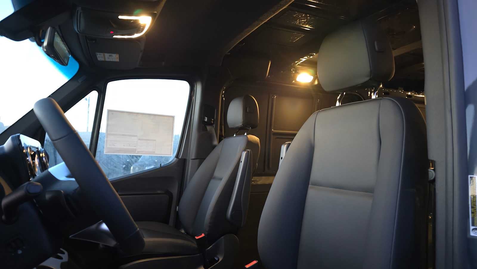 2026 Mercedes-Benz Sprinter 2500 Standard Roof I4 Diesel HO 144" AWD