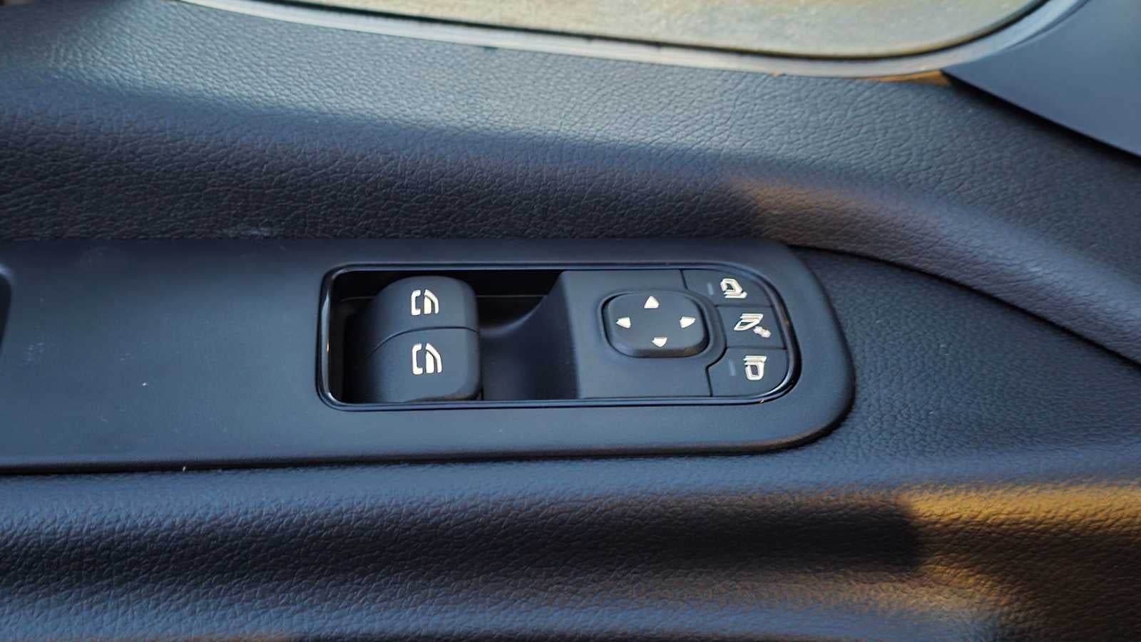 2026 Mercedes-Benz Sprinter 2500 Standard Roof I4 Diesel HO 144" AWD