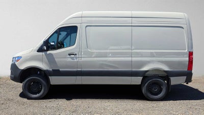 2026 Mercedes-Benz Sprinter 2500 Standard Roof I4 Diesel HO 144 AWD