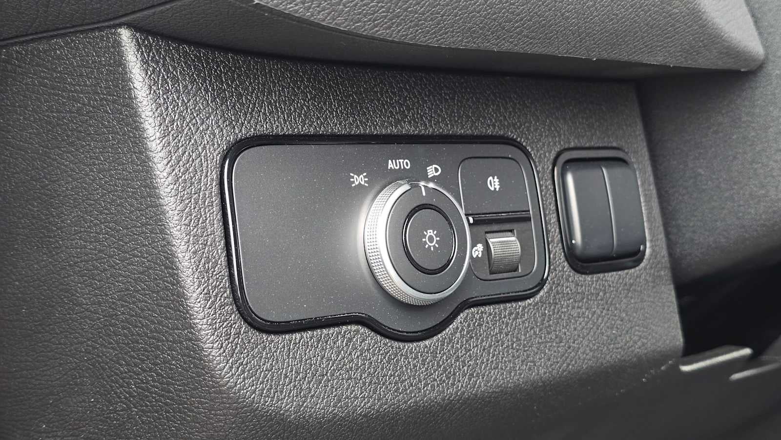 2025 Mercedes-Benz Sprinter Cargo Van 2500 Standard Roof I4 Diesel HO 144 AWD