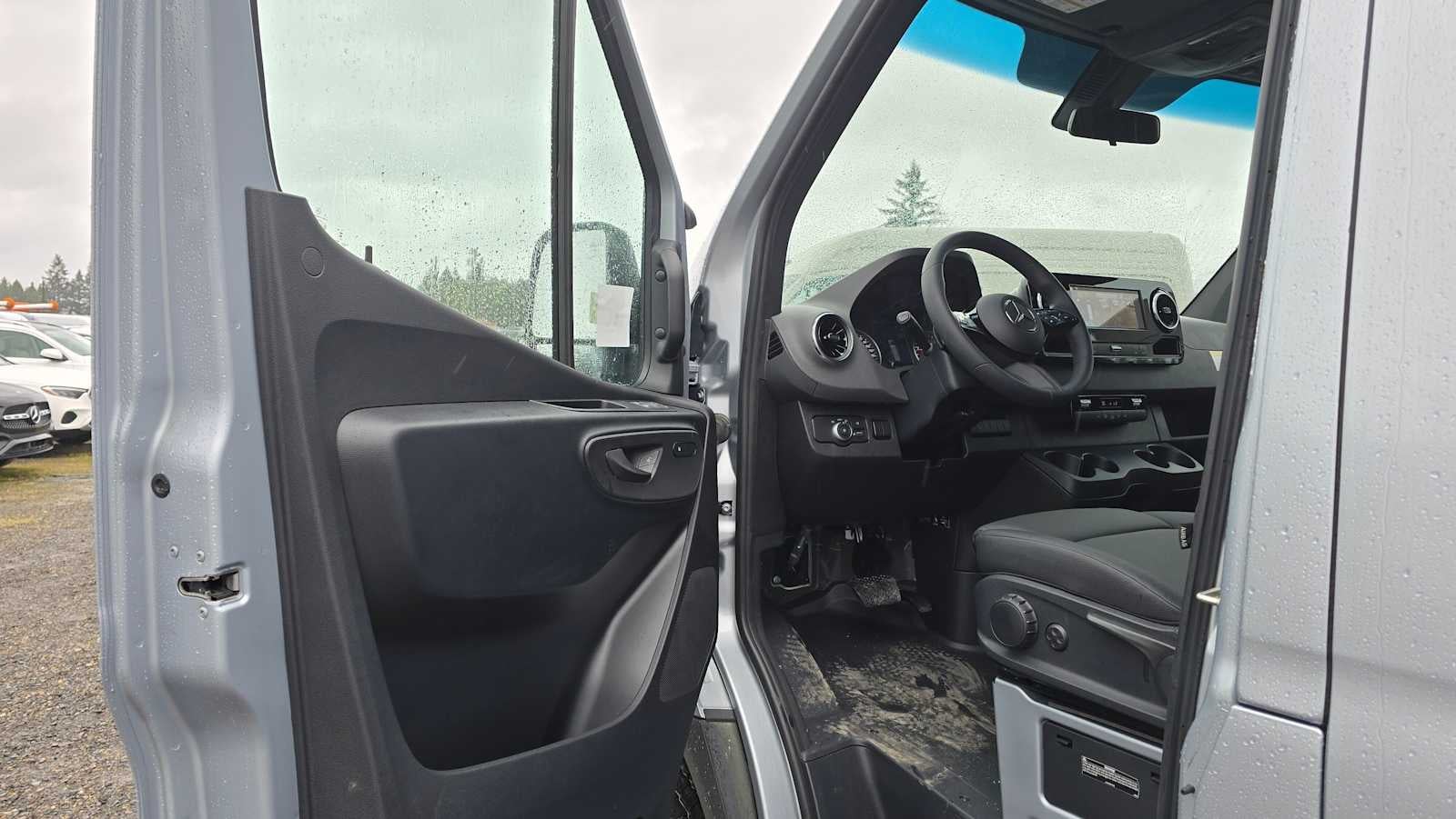 2025 Mercedes-Benz Sprinter Cargo Van 2500 Standard Roof I4 Diesel HO 144" AWD