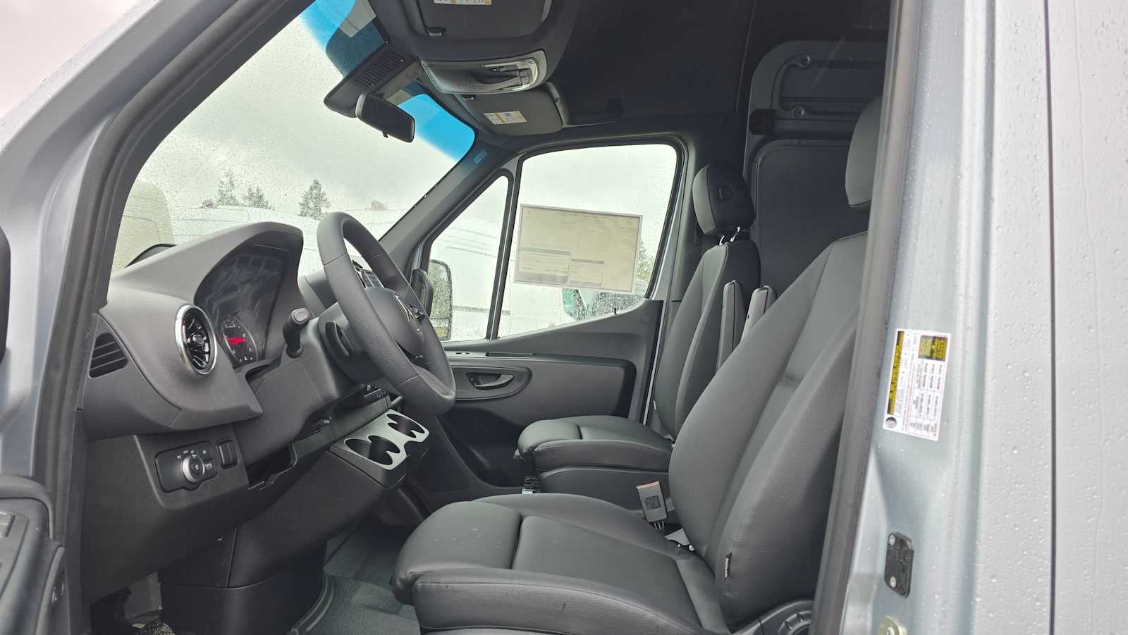 2025 Mercedes-Benz Sprinter Cargo Van 2500 Standard Roof I4 Diesel HO 144" AWD