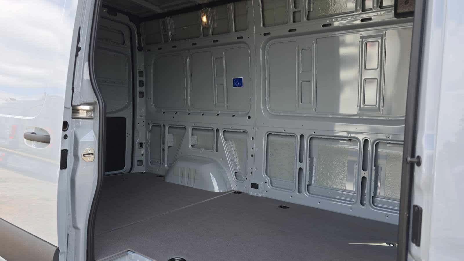 2025 Mercedes-Benz Sprinter Cargo Van 2500 Standard Roof I4 Diesel HO 144 AWD